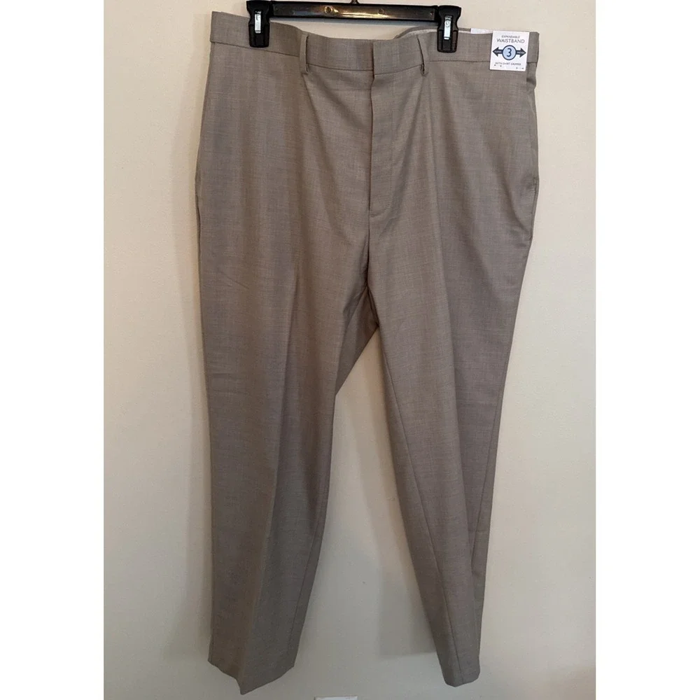 Saddlebred Dress Pants Mens 42x30 Beige Traveler Comfort Flex Straight Fit